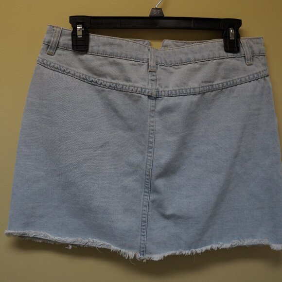 Jean Skirt - Picture 2 of 3